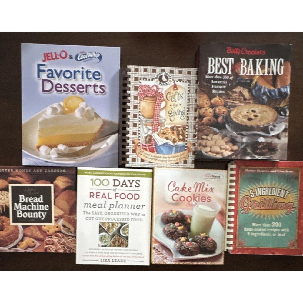 Cookbook lot of 7 Betty Crocker, Better Homes & Gardens, Lisa Leake